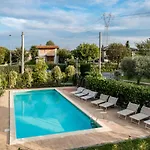 Daire Residenza Oleandro Desenzano del Garda