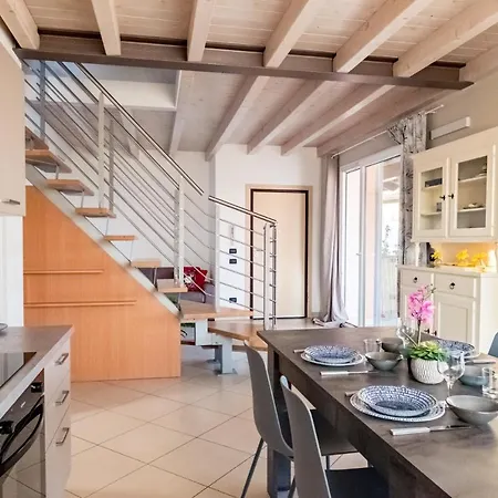 아파트 Residenza Oleandro 데센자노델가르다