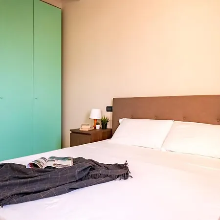 アパート Residenza Oleandro デセンツァーノ・デル・ガルダ